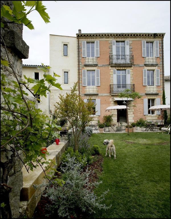 La Maison Rouge D'Uzes B&B Exterior photo
